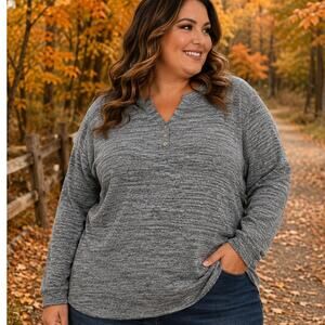 Womens High/Low Long Sleeve Top NWT